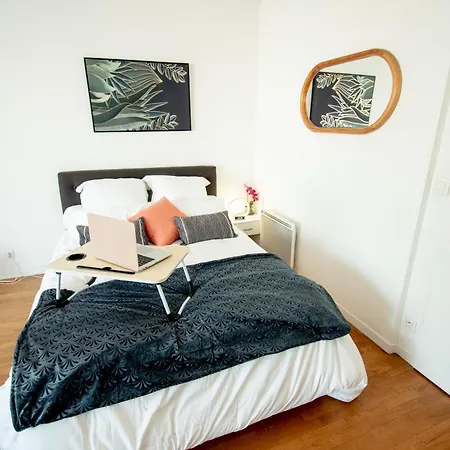 Chic Avec Parking Paris Appartamento *